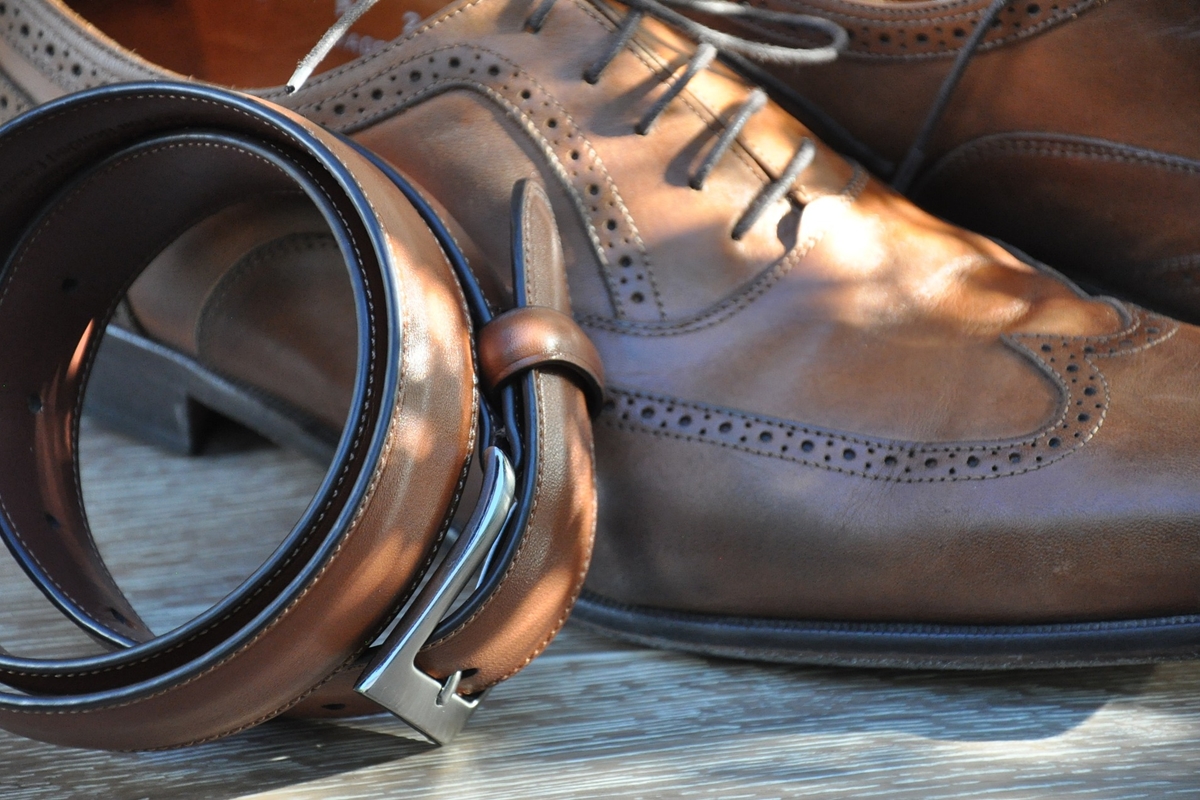 Buty garniturowe – jak dobrać je do garnituru? 